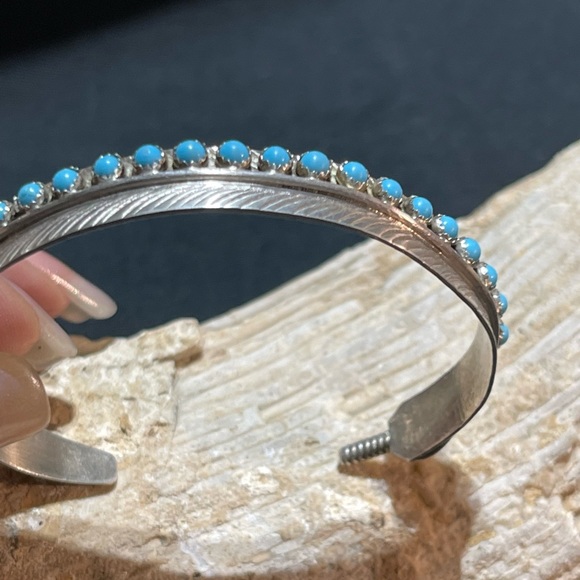 SOLD…..Navajo Feather Turquoise Cuff - Picture 4 of 6